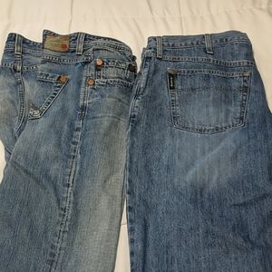 2 pairs of jeans